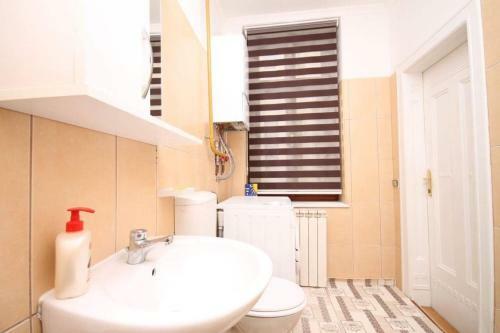 Apartment "adi"