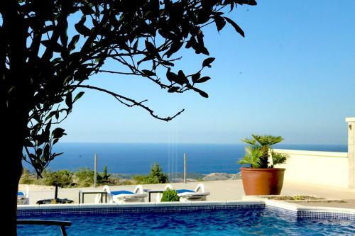 Luxury Villa Tamara With Private Pool And Jet Pool Near Dubrovnik