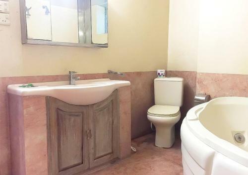 Hostal Maya Service Apt Guest House