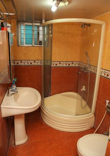 Hostal Maya Service Apt Guest House