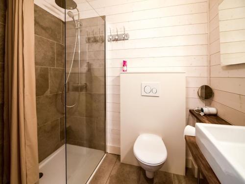 Idyllic Chalet In Biron With 2 Jacuzzis And Sauna