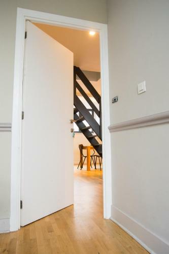 Charming Apartments Near Avenue Louise