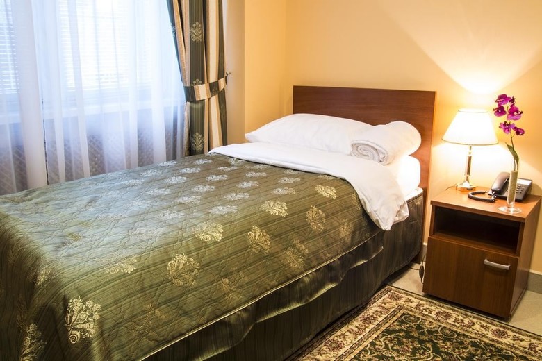 Maleton Hotel