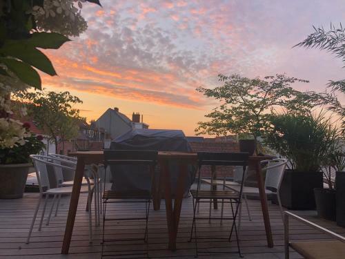 Apartamento Desk Till Dawn