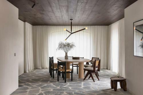 Villa Mud Residence