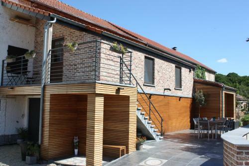 Le Fenil Aux �nes