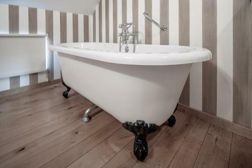 Hotel Auberge L'entrec�te