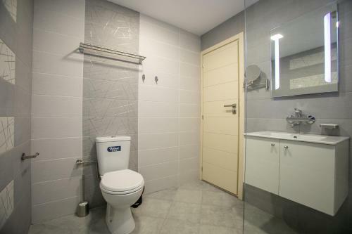 Hostal B&d Apartments Delux, New