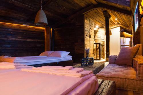 Hostal Saborna 25 Guest House