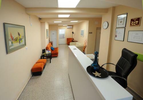 Hostal Best Rest Guest Rooms