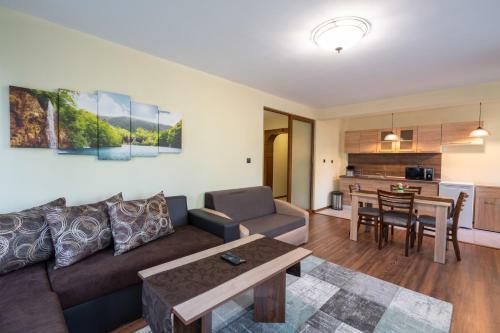 Family Hotel Preslav
