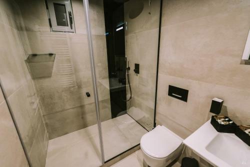 Orpheus Apartments & Rooms