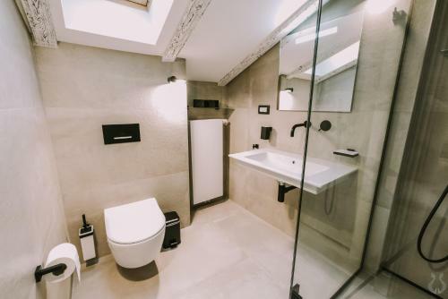 Orpheus Apartments & Rooms