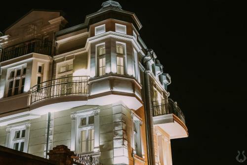 Orpheus Apartments & Rooms