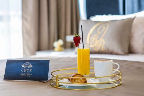 Hotel Onyx Beach Residence - Free Parking & Beach Access