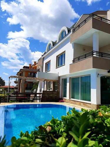 Aparthotel Milennia Family Hotel