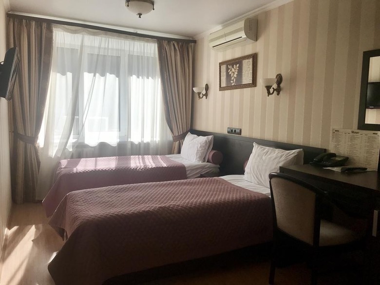 Sever Citi Hotel
