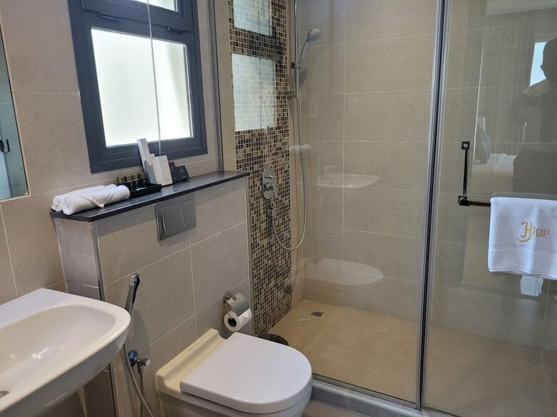 Atiram Jewel Hotel
