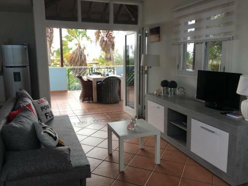 Apartment 1 And 5 In Windsock Beach Resort