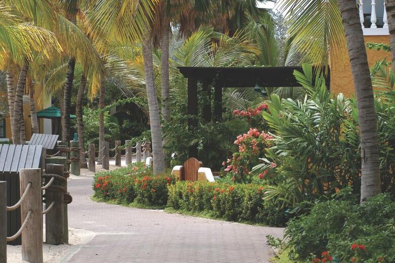 Hotel Harbour Village Beach Club