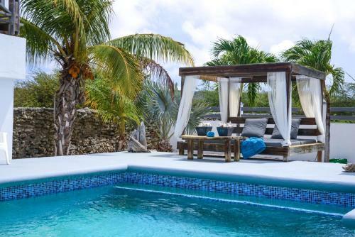 Villa Hakuna Matata Bonaire - Pool & Sea View