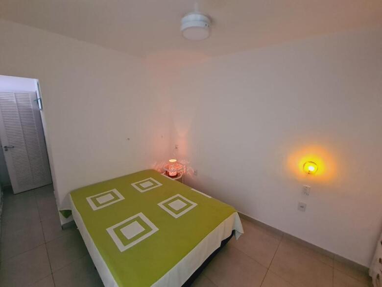 Excelente Casa Com Garagem E 3 Quartos Praia Dos Anjos