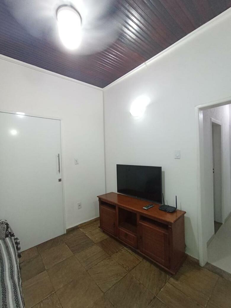 Excelente Casa Com Garagem E 3 Quartos Praia Dos Anjos