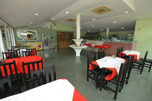 Hostal Riachi Pousada