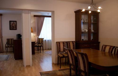 The Bitsa Park Hotel