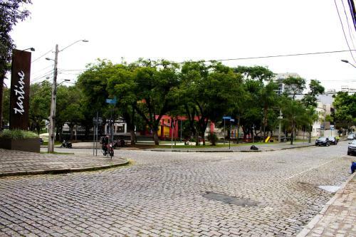 Apartamento Loft Anexo Ao Hotel NH Com Lazer Em Curitiba