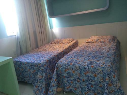 Casa Com Piscina E Su�tes