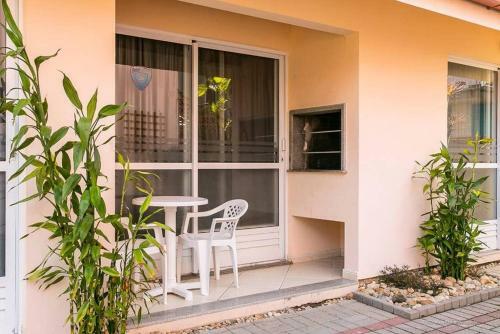 Lindos Chal�s A 150m Da Praia