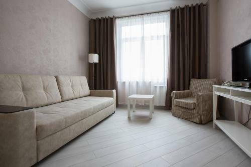 Balmont Apartments Park Kultury