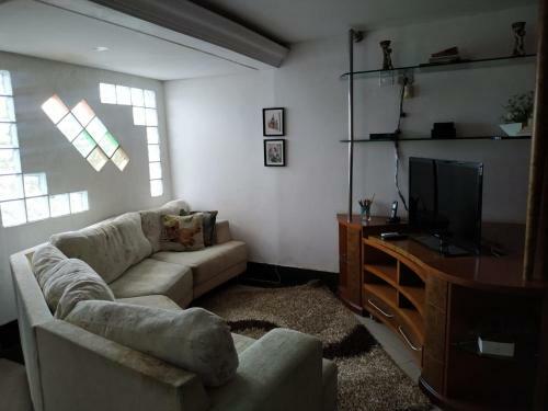 Casa Com Piscina No Centro De Foz