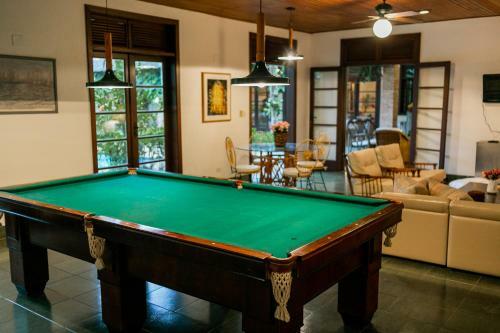 Hostal Canto Das Laranjeiras Beach Club Guaiuba