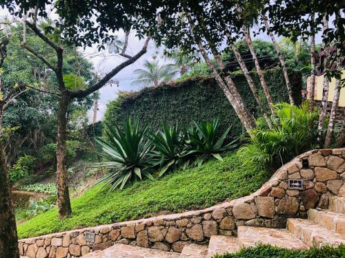 Hostal Su�tes Vista Pro Mar Ilhabela