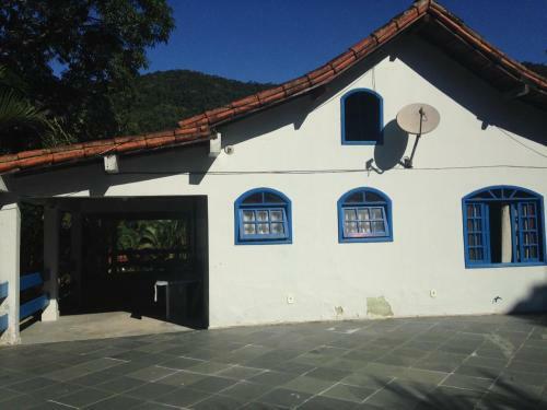 Sitio Vale Do �den - Casas de Temporada