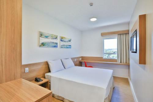 Hotel Fit Transamerica Jaguari�na