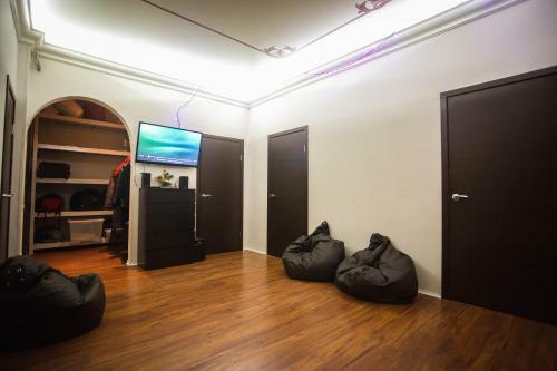 Houseton Hostel