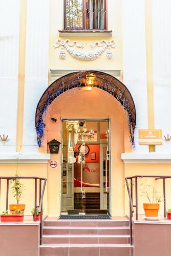 Orange Hotel At Akademicheskaya