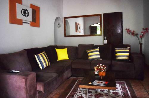 Yellow Rock Hostel E Casa Da Patr�cia
