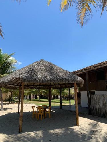 Hostal Chal�s Macap� Beach