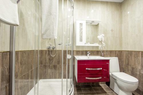 Gravor Hotel