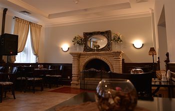 Orange House Hotel
