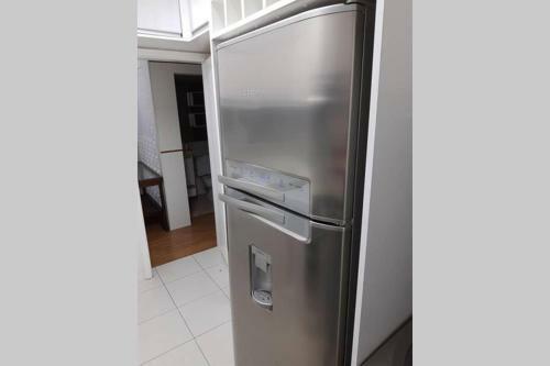 Apartamento T�rreo Com Jardim E Garagem