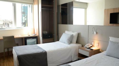 Hotel Atl�ntico Travel Copacabana