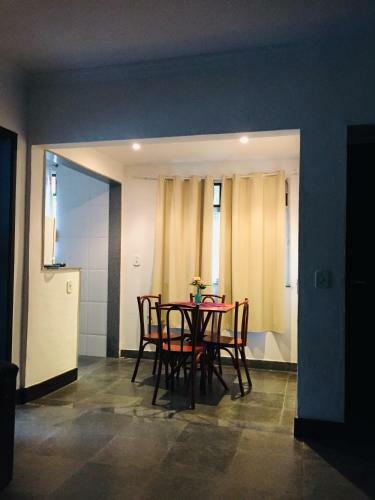 Bed & Breakfast Planet Hostel