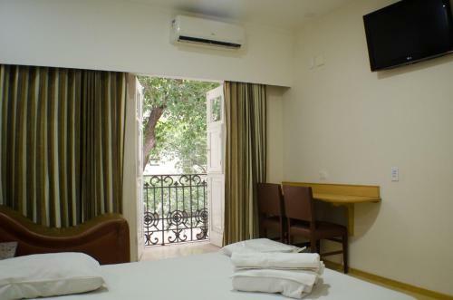 Hotel Hostal (Adults Only)