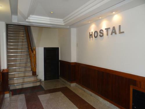 Hotel Hostal (Adults Only)