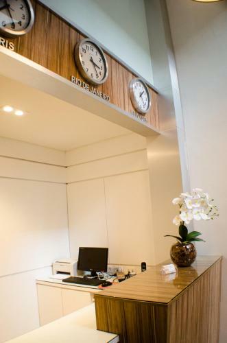 Hotel Hostal (Adults Only)